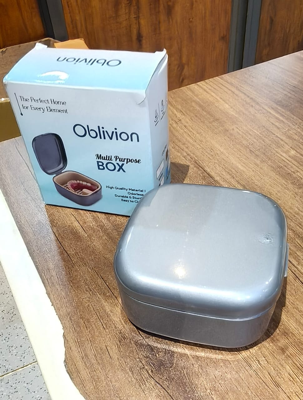 Teeth Storage Box β Hygienic Denture Case with Inner Tray